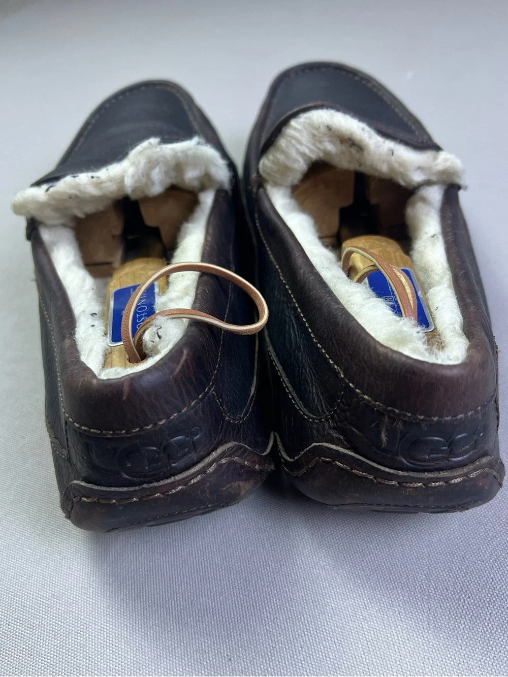UGG Australia Ascot Slipper for Men, Size 12US - China Tea